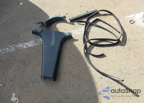 2016 Nissan Versa 1.6 S z USA, uszkodzony, nr VIN 3N1CN7AP9GL856450